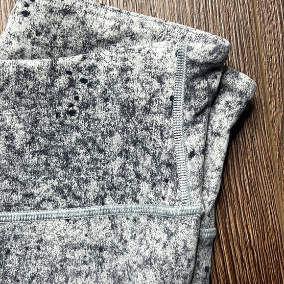 Lululemon Leggings sz4 - Picture 7 of 9